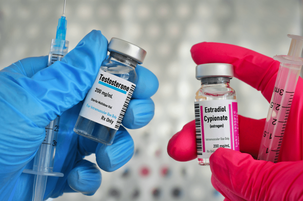 Descubra os benefícios da reposição hormonal com testosterona e como ela pode combater os efeitos do envelhecimento e melhorar sua qualidade de vida.
